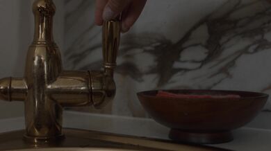 Petite Teen Fucks Boyfriend After Washing Dishes