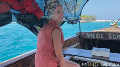 Tanned beauty fucked on vacation